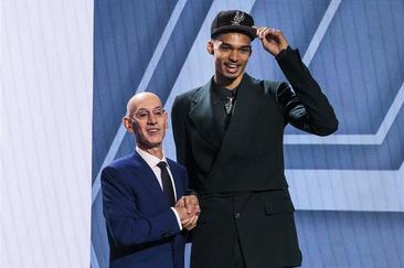 2023 NBA Draft grades: Lakers select Jalen Hood-Schifino with No. 17  overall pick 